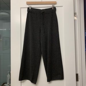 Aritzia Wide-Leg Cropped Pants